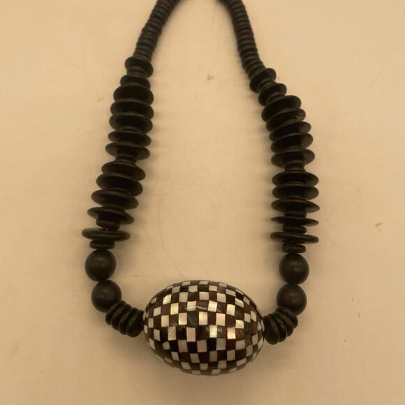 NWOT Black Wood Bead Necklace with Mother of Pearl Covered Center Bead - Picture 2 of 8
